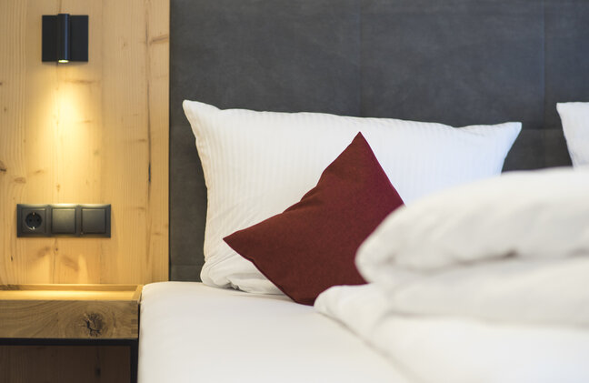 161230_AH_INNEN_Zimmer_DETAILS-web005